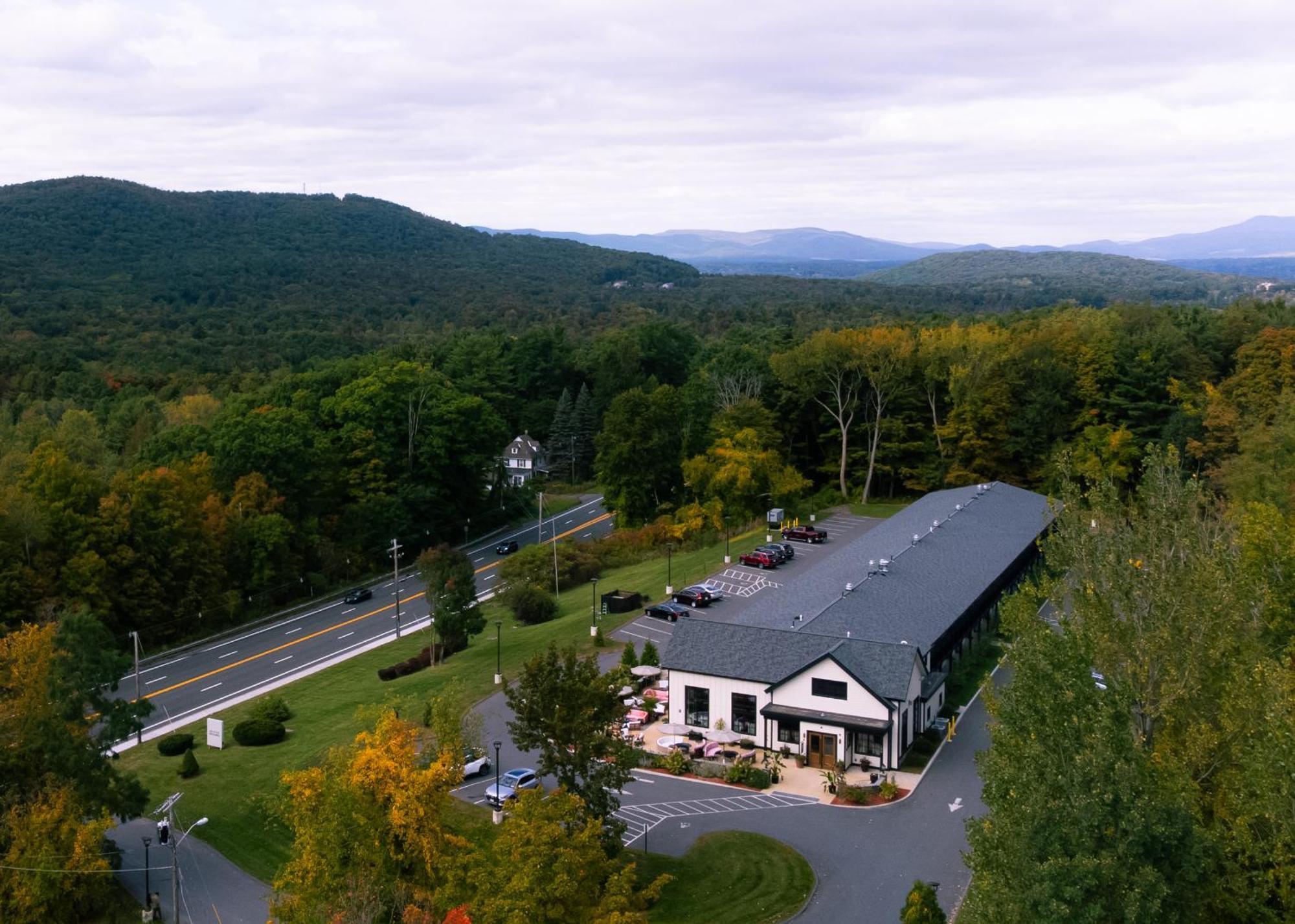 Berkshires Untold Hotell Lenox Eksteriør bilde